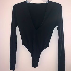 Long sleeve V-Neck Nylon Bodysuit size XS